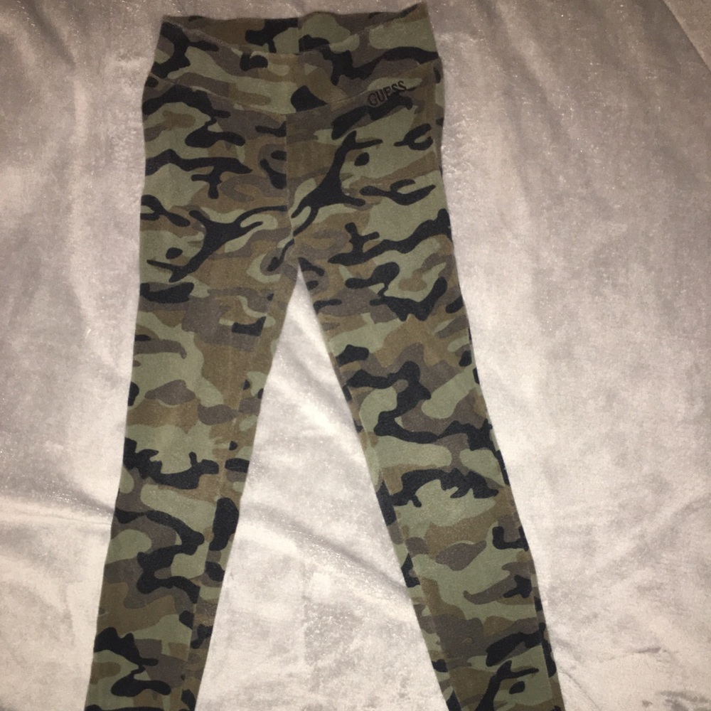 Guess capri camo leggings